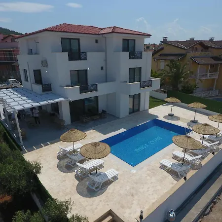 ホテル Beyaz Konak 3*