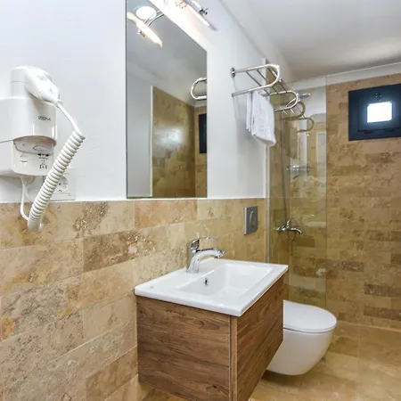 Beyaz Konak ホテル Ayvalı