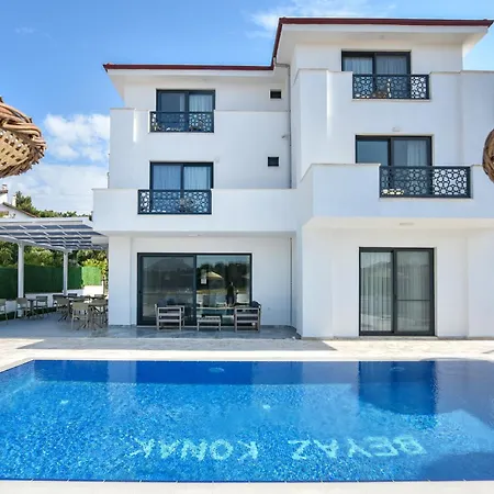 ホテル Beyaz Konak 3*