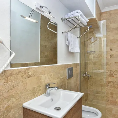 Hotel Beyaz Konak 3*