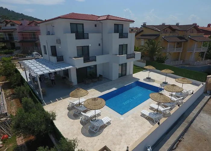 Hotel Beyaz Konak 3*