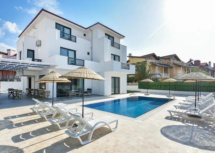 Hotel Beyaz Konak 3*