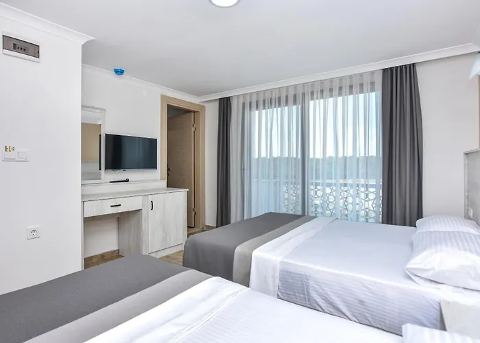 Hotel Beyaz Konak 3*